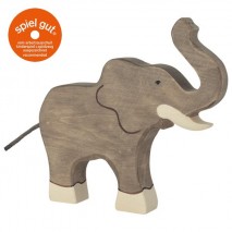 Éléphant trompe haute