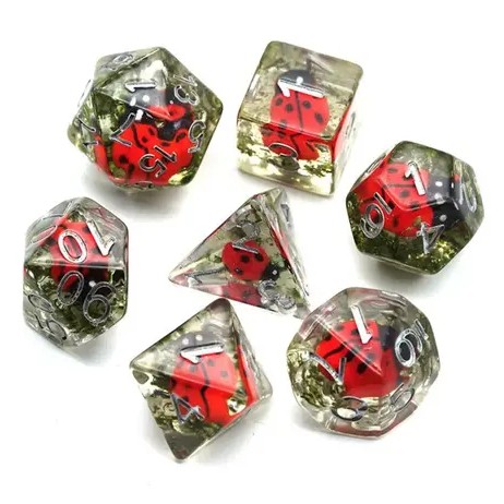 Lot de 7 Dés Coccinelle Insert Résine